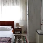 Isabel * Tiran